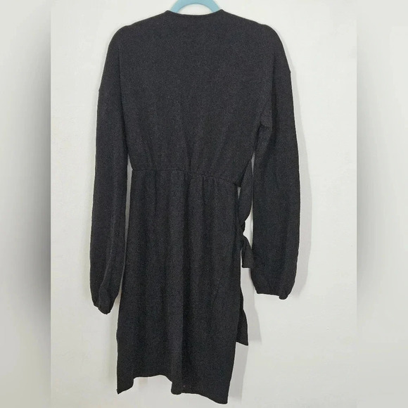 N:philanthropy myles wrap balloon long sleeve dress in black size small NWT - Picture 2 of 5